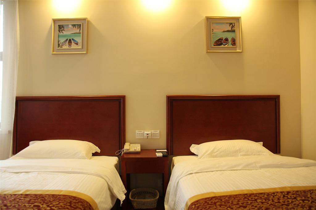 Greentree Inn Zhejiang Jiaxing West Zhongshan Road Vintage Car Building Express Hotel Zewnętrze zdjęcie