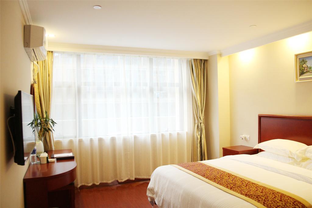 Greentree Inn Zhejiang Jiaxing West Zhongshan Road Vintage Car Building Express Hotel Zewnętrze zdjęcie